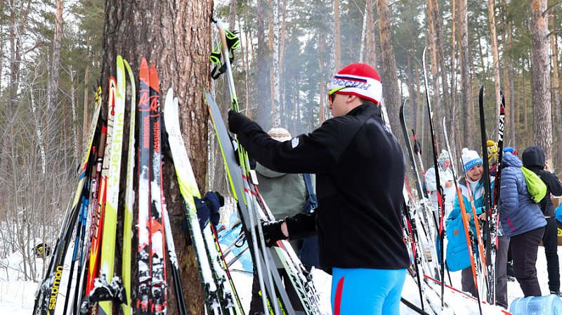 Традиция длиною в 30 лет. На Трассе здоровья прошел юбилейный лыжный праздник
