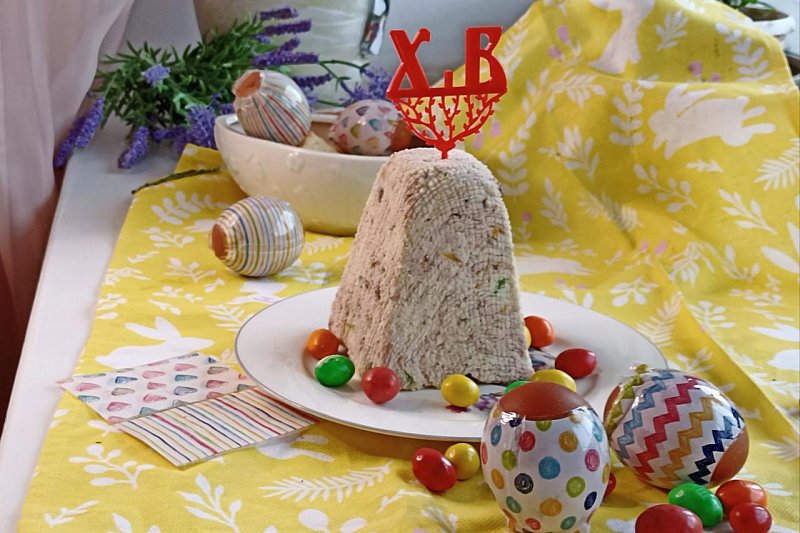 Сливочная пасха с орехами, цукатами и цедрой